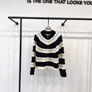 �A�I��ɫ���cᘿ��_��Ů25��㼑Џ͹Ų�ɫ�c�c�M���u�Ứ���ë��