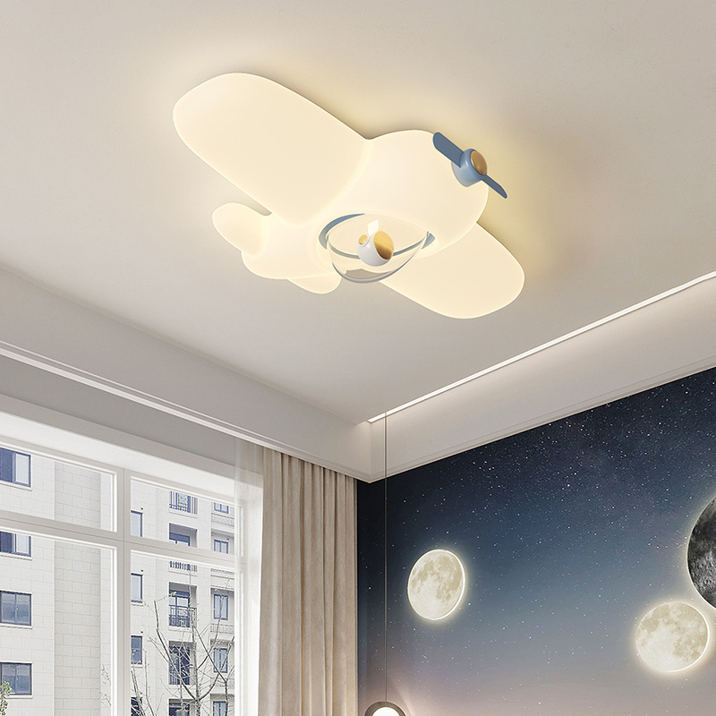 Luz de lujo ligera de la habitación de niños en línea chico moderno y minimalista luz de dormitorio avión creativo inteligente LED luz de techo nuevo