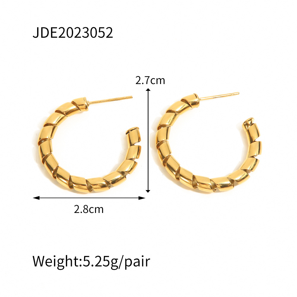 Fashion Geometric Stainless Steel Gold Plated Hoop Earrings 1 Pair display picture 7