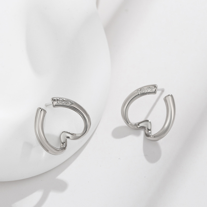 Pendientes de Aleación Xuping, Nuevos Pendientes Simples en Forma de Corazón, Pendientes de Corazón de Alta Gama de Celebridades de Internet, Pendientes de Estilo Nicho, Joyería para Mujer