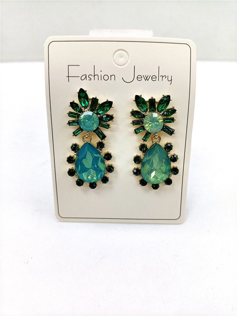 2110153 High-grade Earrings Korean Graceful European And American Ornament Wholesale Fashion All-match Stud Earrings Women's Ins Earrings display picture 6