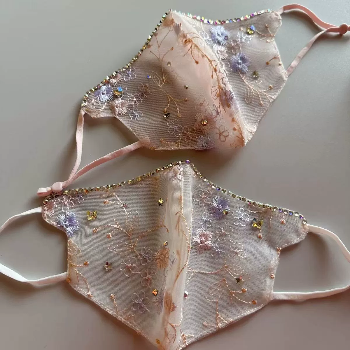 Весенние, осенние и летние солнцезащитные и пылезащитные тонкие дышащие маски, вышитые маски, женские маски, классические танцевальные вуали с китайскими элементами.