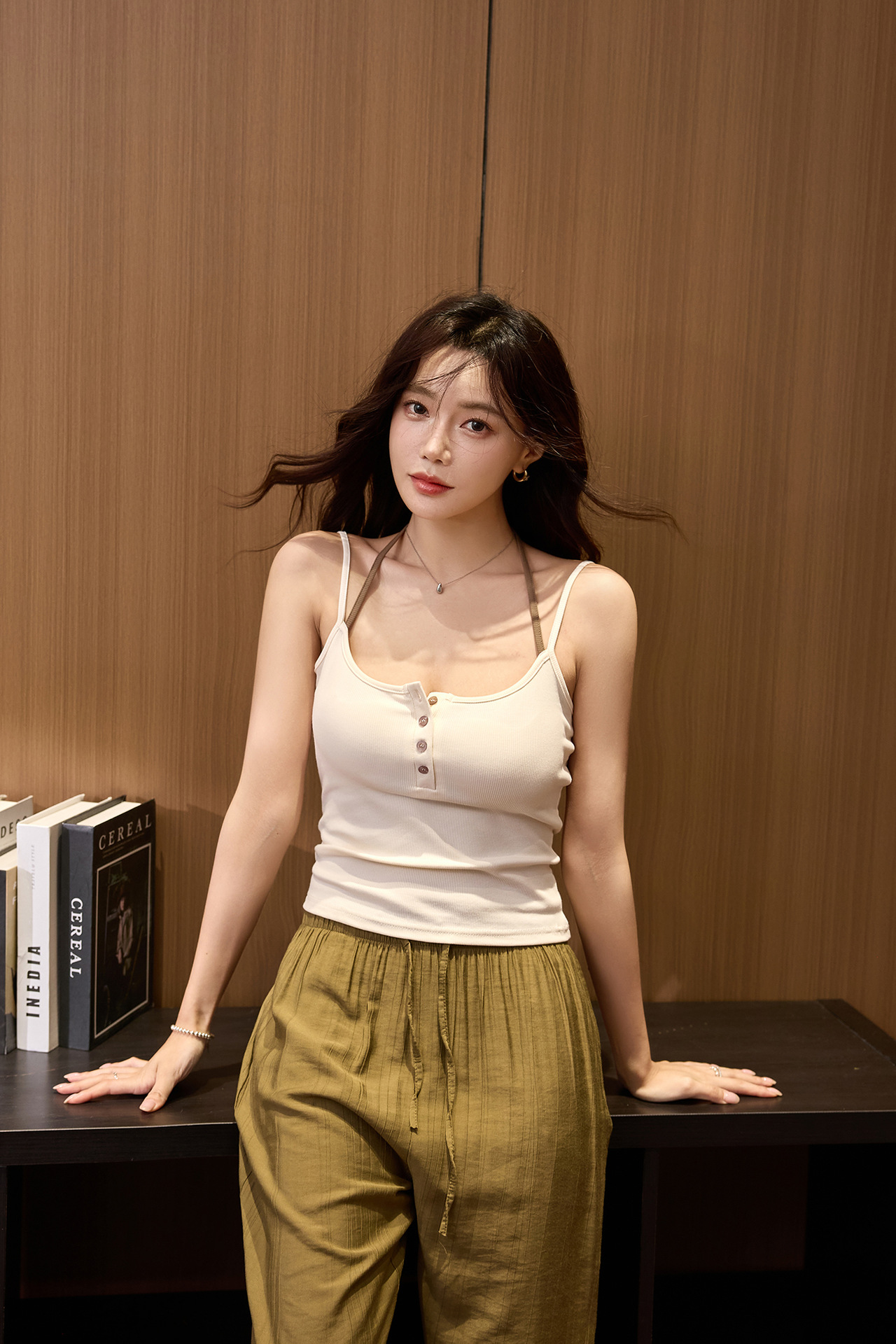 hmqViviiyNSAyin+WuaUt9Ly9Vn2porW3LaC