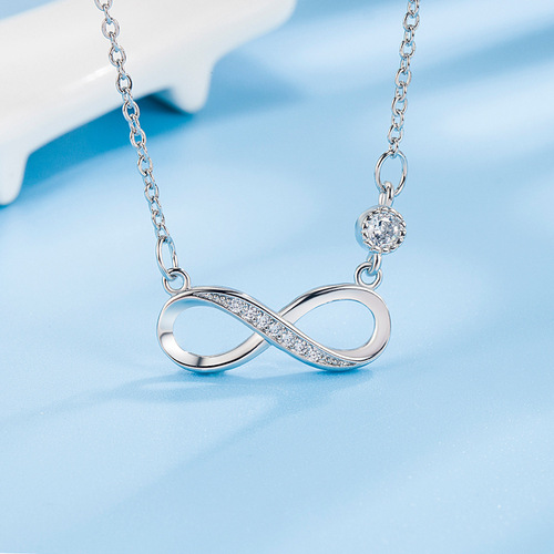 Jingdong Tmall Mobius Series Fashion Infinite Love Pendant Clavicle Chain Women's Micro-encrusted Diamond 8-Character Pendant Necklace