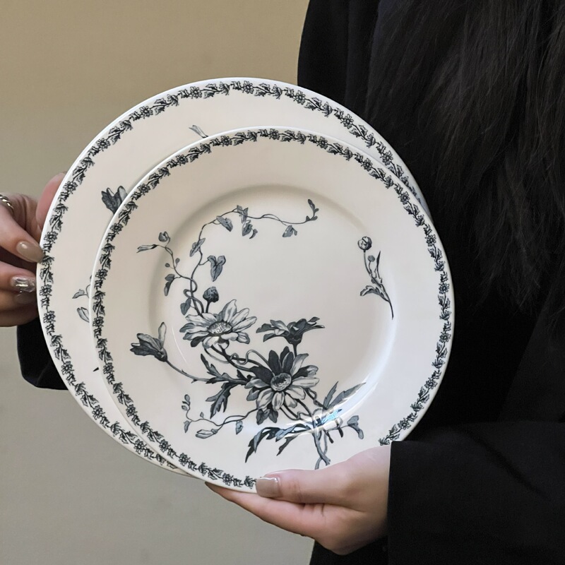 中古のフランスの青い花のデイジーの食事の皿の陶磁器の復古の皿のヴィンテージのデザートの洋食の皿の卸売り|undefined
