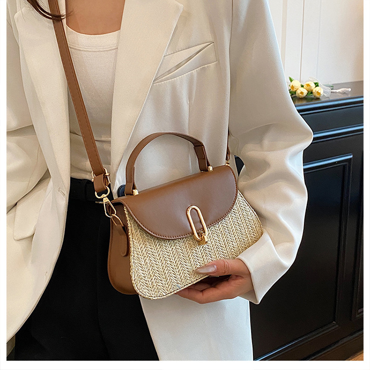 264g Weight Lock clasp Closure Type Single Shoulder Strap Strap Type Shoulder Bag Bags Type Casual Occasion Pu Leather Material Color Block Pattern All Seasons Season Women's Gender Streetwear Style Square Shape Women's Pu Leather Color Block Streetwear Square Lock Clasp Shoulder Bag 4