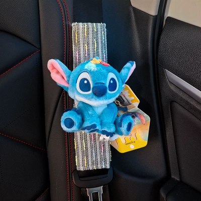 Car Decoration Anti-Stranglehold Anti-Wear – Seat belt shoulder pad - stitch-strange-candy-black-shoulder-cover
