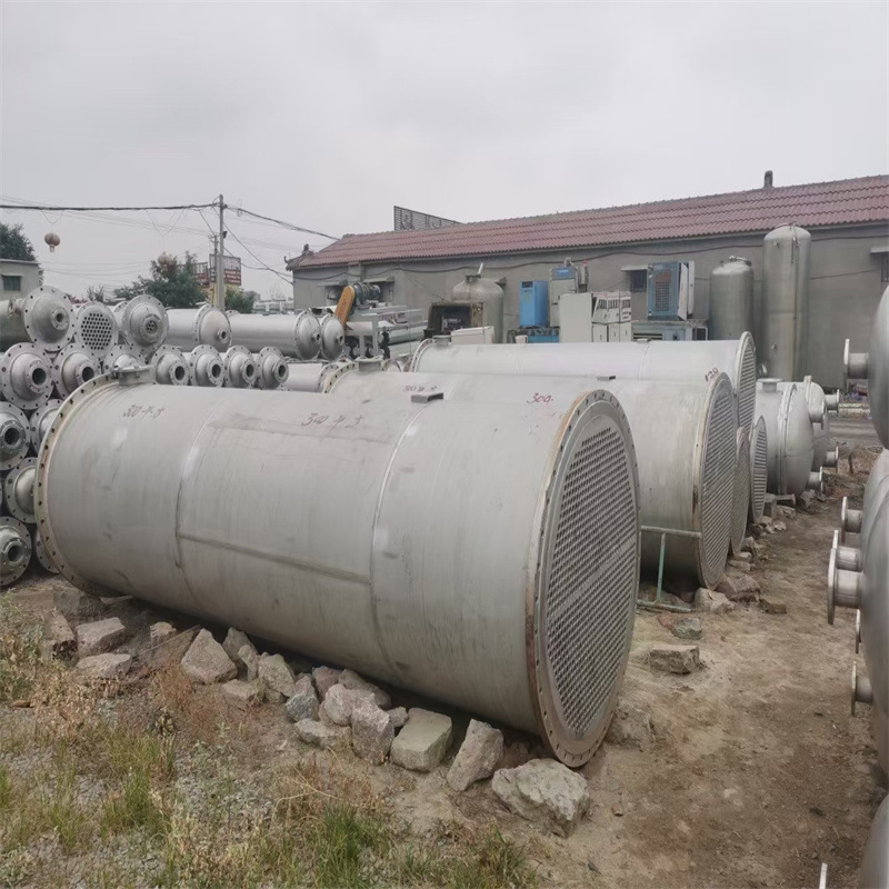 出售二手双管程结构钛材质换热器 多功能常压列管式冷凝器 回收