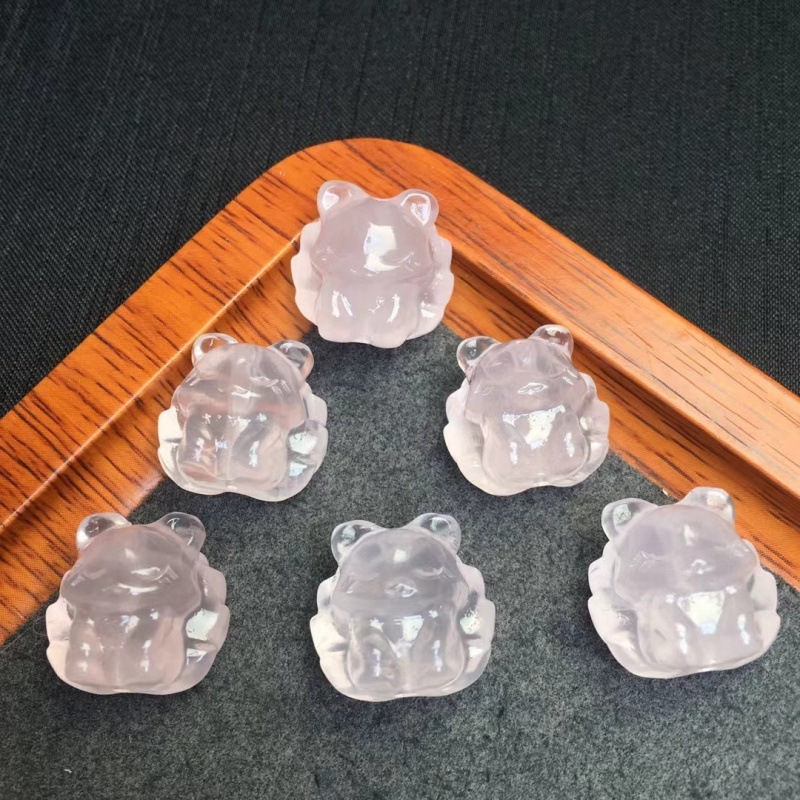 天然粉水晶狐狸九尾狐炸毛狐狸雕刻件diy手链项链水晶串饰批发