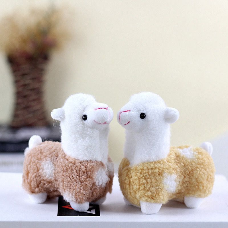 Creativo lindo Cordero colgante de alpaca colgante de felpa muñeca de alpaca muñeca colgante muñeca de boda muñeca de lanzamiento
