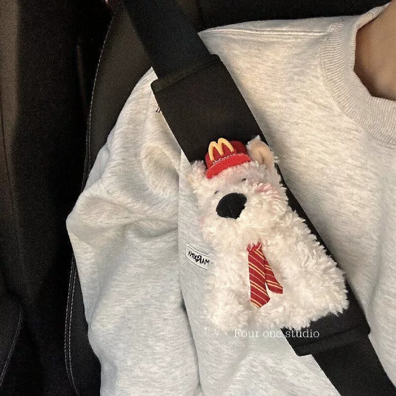 Симпатичный западно-Хайлендский автомобильный ремень безопасности