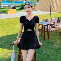 Women's swimsuit skirt-style one-piece conservative and slim Korean ins fashion student small breasts gathered hot spring swimsuit