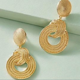 耳坠;耳钉;吊坠