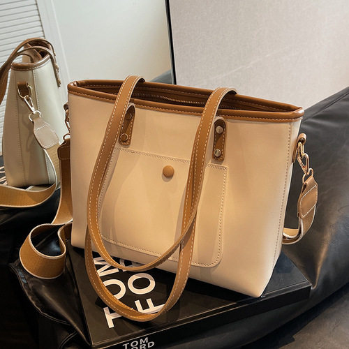 Women's Large Capacity Bag  New Style Versatile Simple Crossbody Bag with a Sense of Elegance, University Students Commute Tote Bag