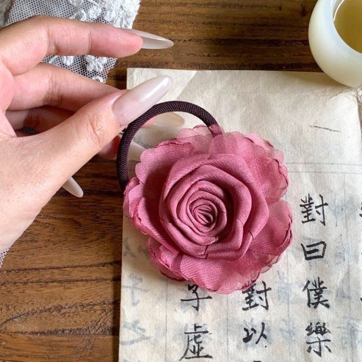 Rose Hair Band Flower Hair Rope French Retro Headband Women's Hair Headwear 2024 New High-Value Headband Rose Hair Band Flower Hair Rope French Retro Headband Women's Hair Headwear 2024 New High-Value Headband
