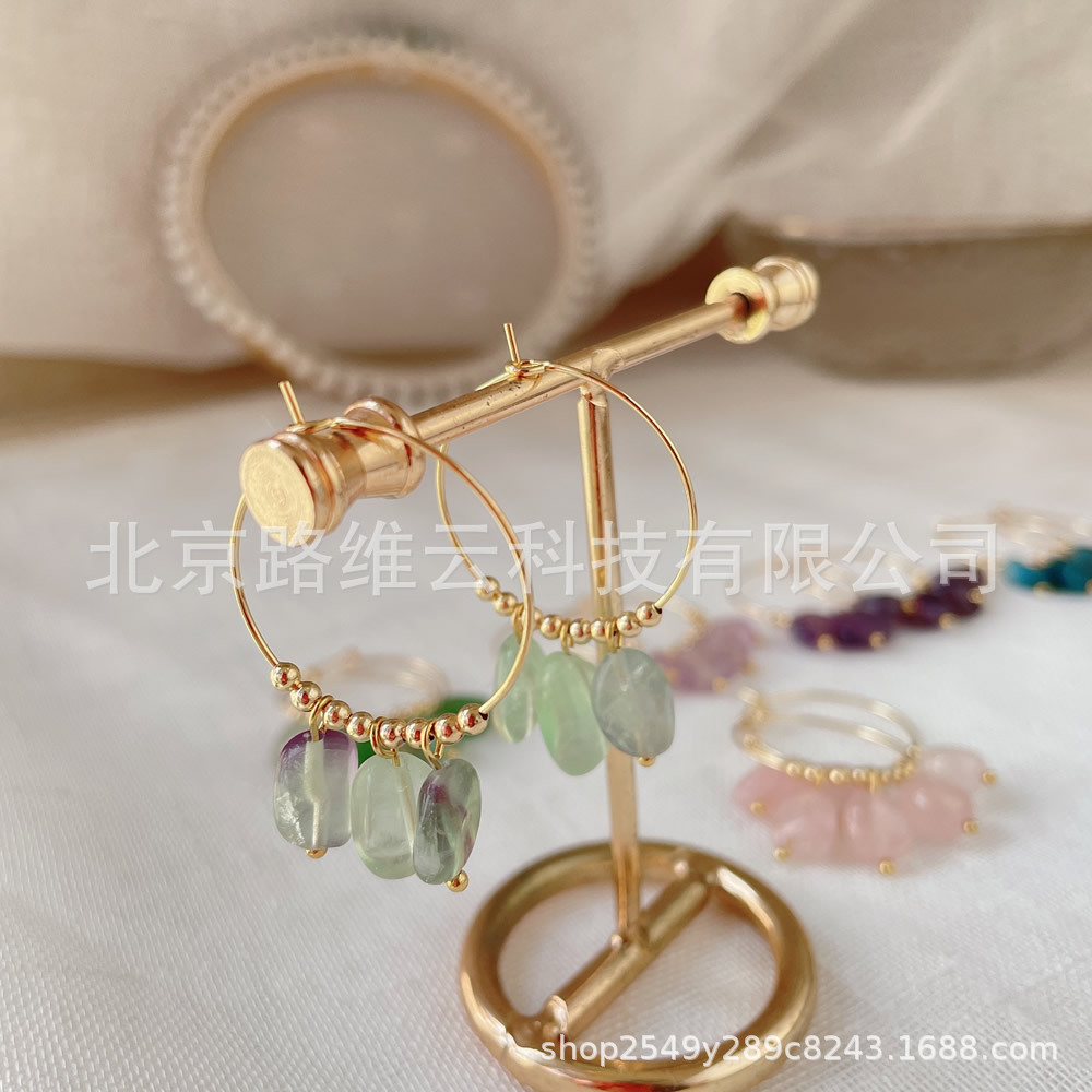 Europa y los Estados Unidos semipreciosa natural cristal lingüizo pendientes de perla amatista irregular pendientes de acero de titanio pendientes de acero mujeres