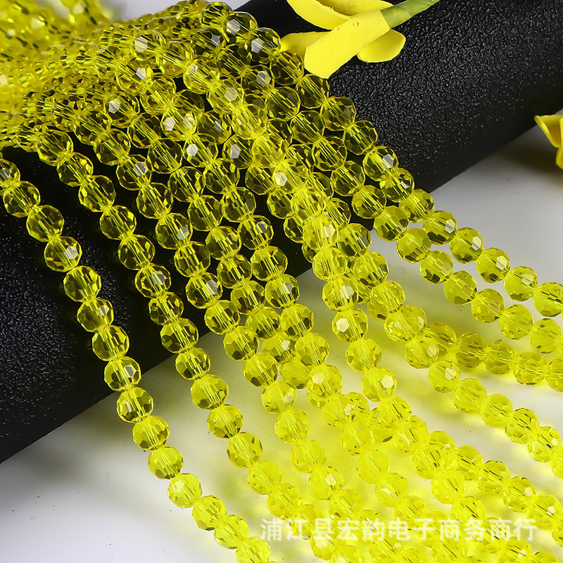 Un lote de 32 lados cuentas de tierra de cristal de color cuentas de fútbol de equipaje accesorios de ropa de bricolaje accesorios de joyería