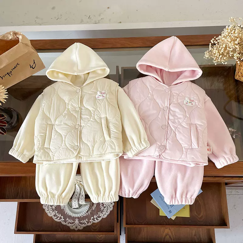 QT252214女童套装2025秋冬新款连帽刺绣卫衣长裤马甲洋气三件套潮