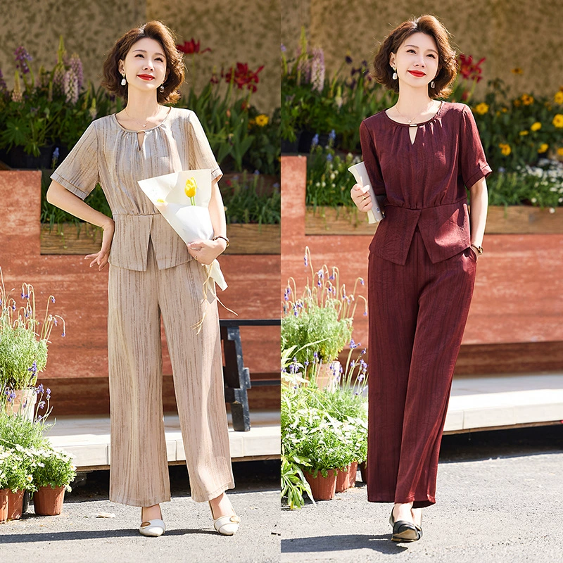 Мама среднего возраста весенняя и осенняя повседневная одежда осенний 2025 новый средний и пожилой женский весенний и осенний досуг набор из двух частей с принтом