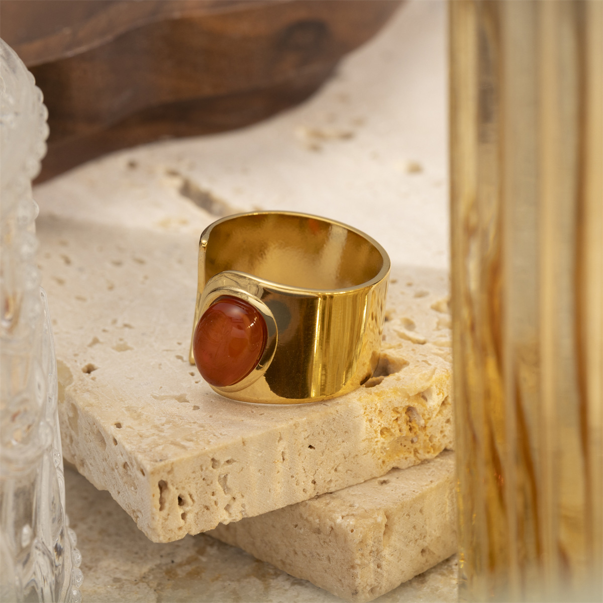 Anillo de acero inoxidable europeo y americano de Tena, lujo ligero, sentido de alta gama, anillo de piedra natural transfronterizo, amor, anillo de apertura, joyería de mano para mujer