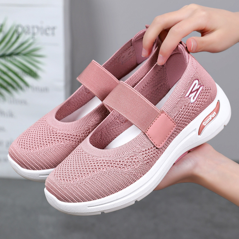 Zapatos de mujer verano nuevo estilo pantuflas ropa exterior de mujer transpirable de un pedal zapatos casuales de fondo suave tejido volador medio arrastre zapatos individuales mujeres