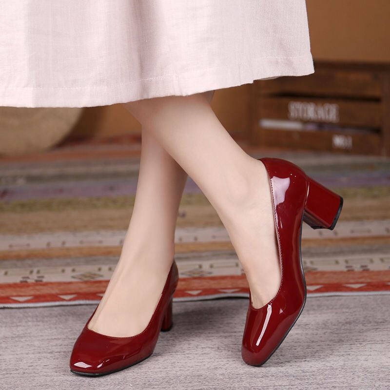 Burgundy High-Heeled Shoes for Spring, Middle-Aged Mom Shoes, Square-Toe Patent Leather Women's Genuine Leather Mother's Day Chunky Mid-Heel Single Shoes