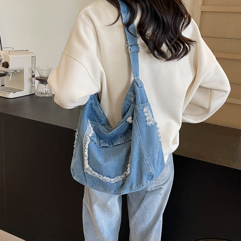 Venta al por mayor transfronteriza 2024 nuevos estudiantes universitarios en clase, bolso de viaje, bolso de hombro diagonal de gran capacidad de moda