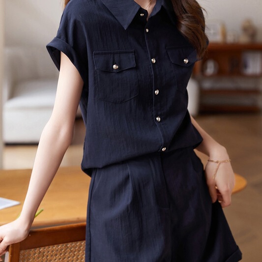 Slimming Summer Shorts Set for Petite Women, New 2026 Fashion Casual Two-Piece Set with Blouse