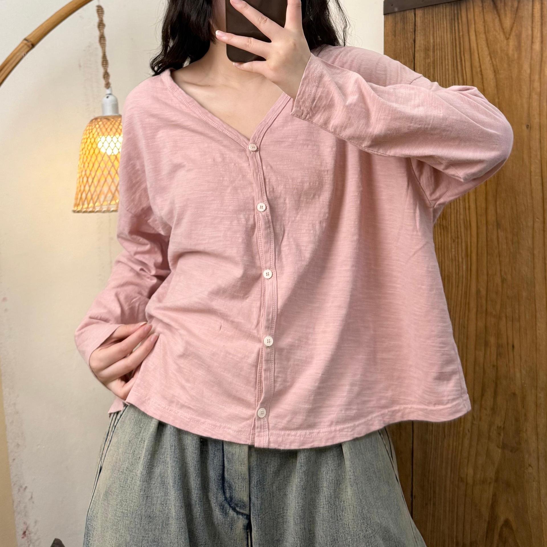针织棉V领系扣上衣女 2025秋季新款休闲百搭炒色做旧开衫衬衫