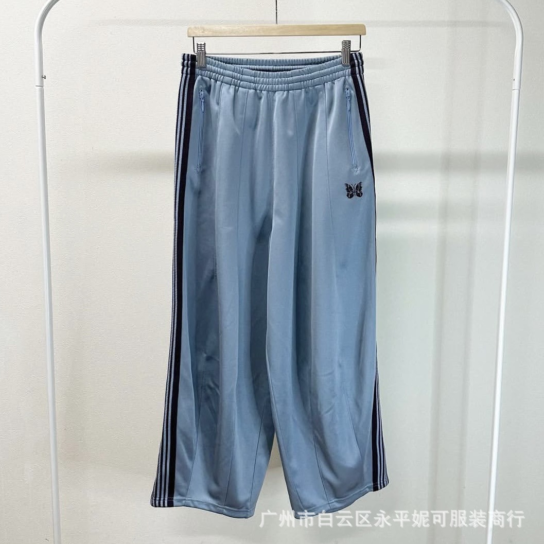 하늘색