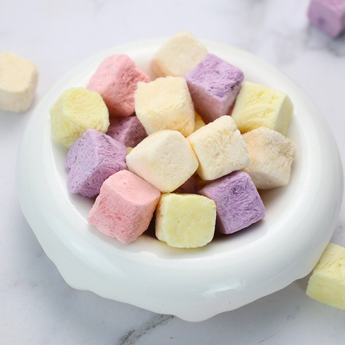 Dehydrated yogurt cubes mixed with fruit granules yogurt cubes solid baking dry-eat fruit snacks for children leisure snacks and snacks