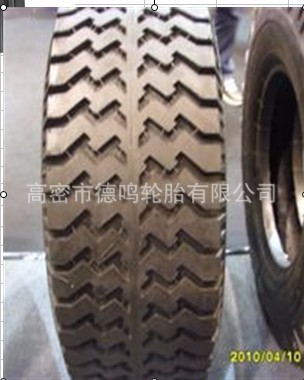 Clavo de dos cabezas ocupado neumático 15,5/60-18 empacadora neumático agrícola ancho rueda excavadora neumático