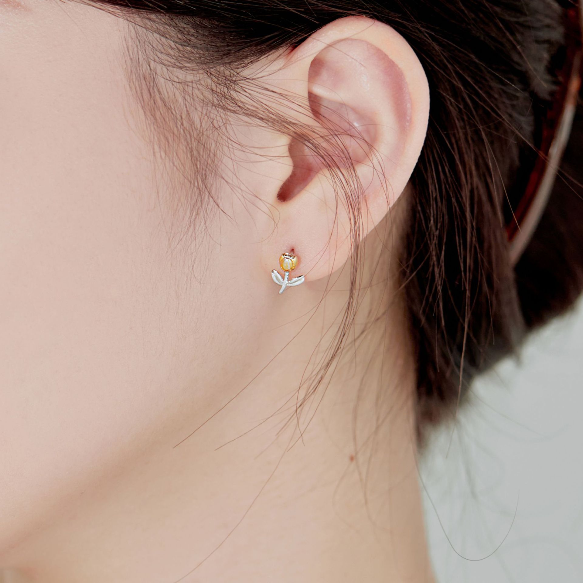 Fashion Flower Silver Plating Ear Studs 1 Pair