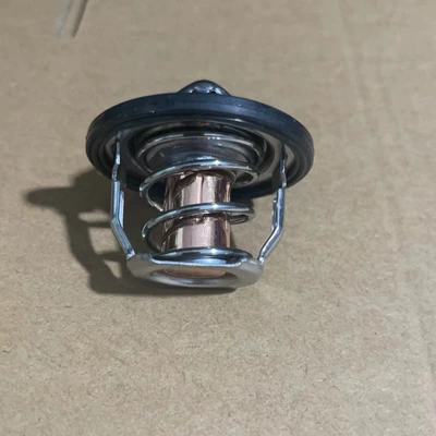 Thermostat Kubota V1903