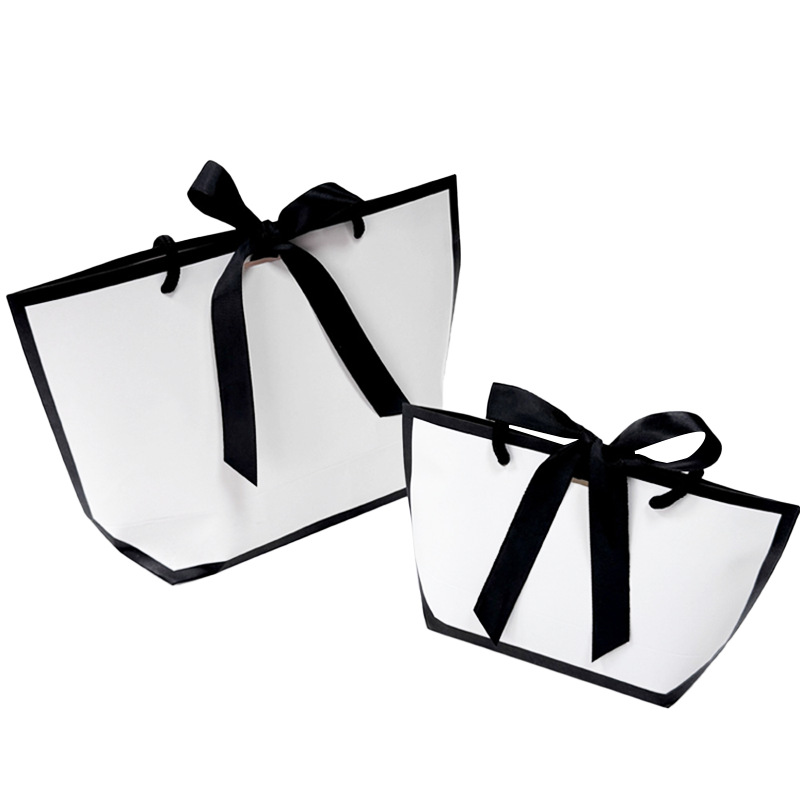 가장자리가 검은색인 흰색, 흰색 판지, 14*7*13cm