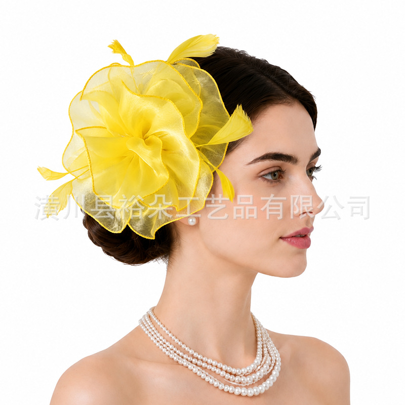 Hot-selling organza feather headpiece for brides, wedding hair accessory, European and American horse racing style headpiece, dual-use headband and hair clip