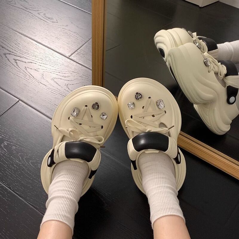 Trendy Platform Height-Increasing Clogs for Women, 2026 Summer New Style with Lace-Up Design, Outdoor Closed-Toe Sandals