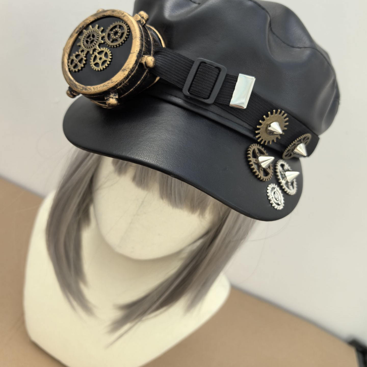 Manual de engranajes gafas de un solo ojo gorra de periódico punk oscuro gótico remachado gorra de lengua de pato 324