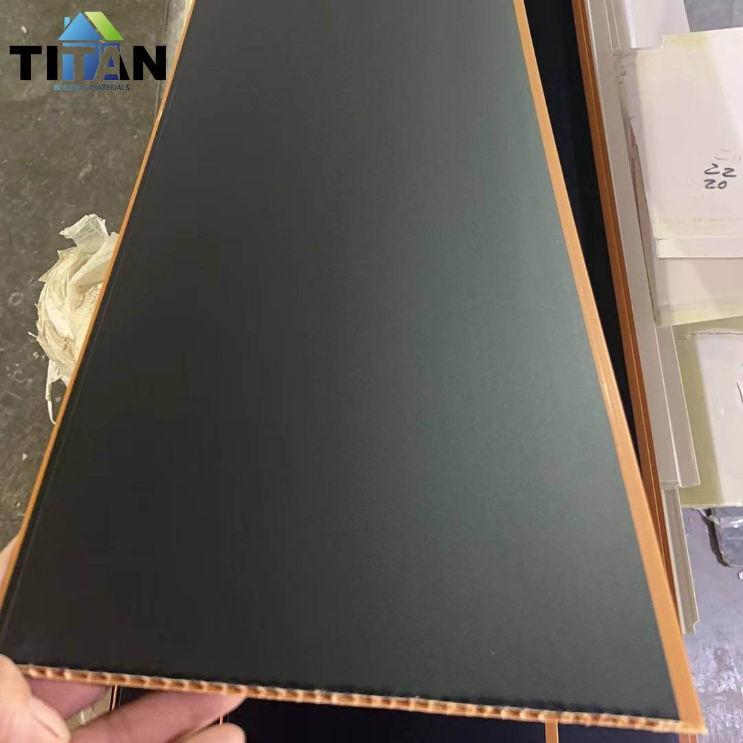 Fuera de América del Sur 250mm * 7mm impresión tira interior PVC techo fuelle pvc wall panel w