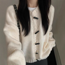 复古高级感粗线牛角扣毛衣外套女秋冬慵懒风宽松加购针织开衫上衣