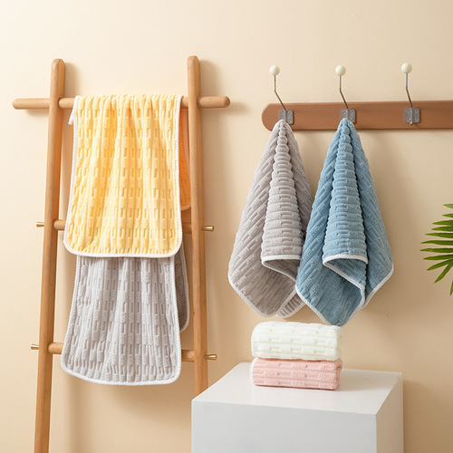Hanging Towel Hand Towel Children Coral Fleece Small Square Towel Thick Soft Absorbent No Shedding