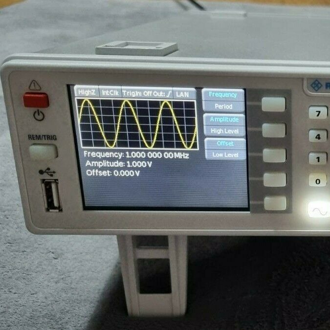 出售/回收 罗德与施瓦茨R&S HMF2550 任意函数发生器