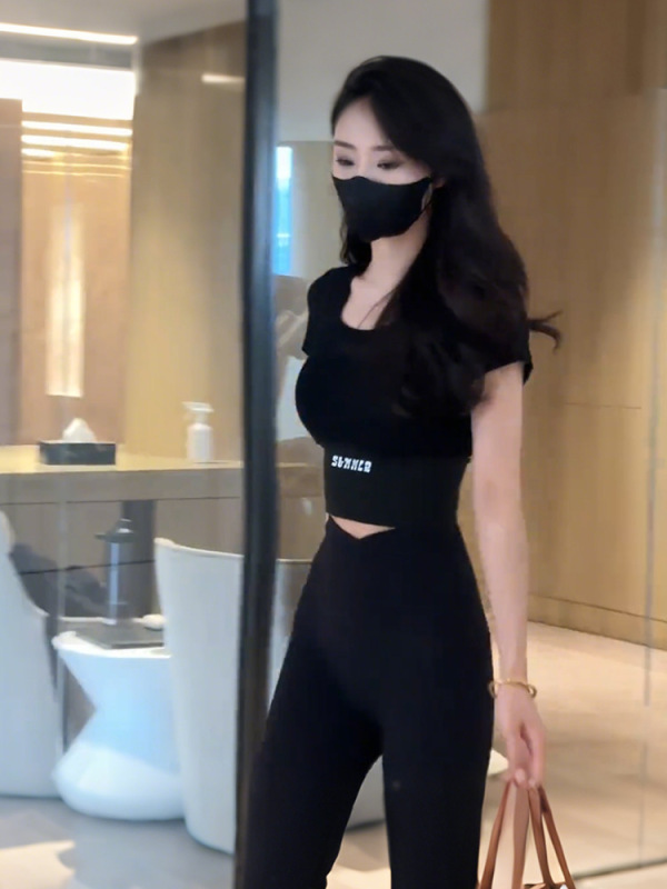 夏季瑜伽裤套装女薄款运动户外跑步速干上衣普拉提训练短袖健身服|undefined