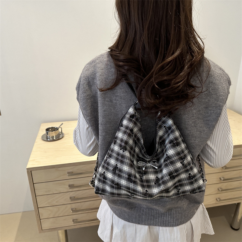 Bolso de mujer nicho de alta sensación de verano bolso de hombro bajo la axila nuevo punto de onda impresión bolso especial mochila casual