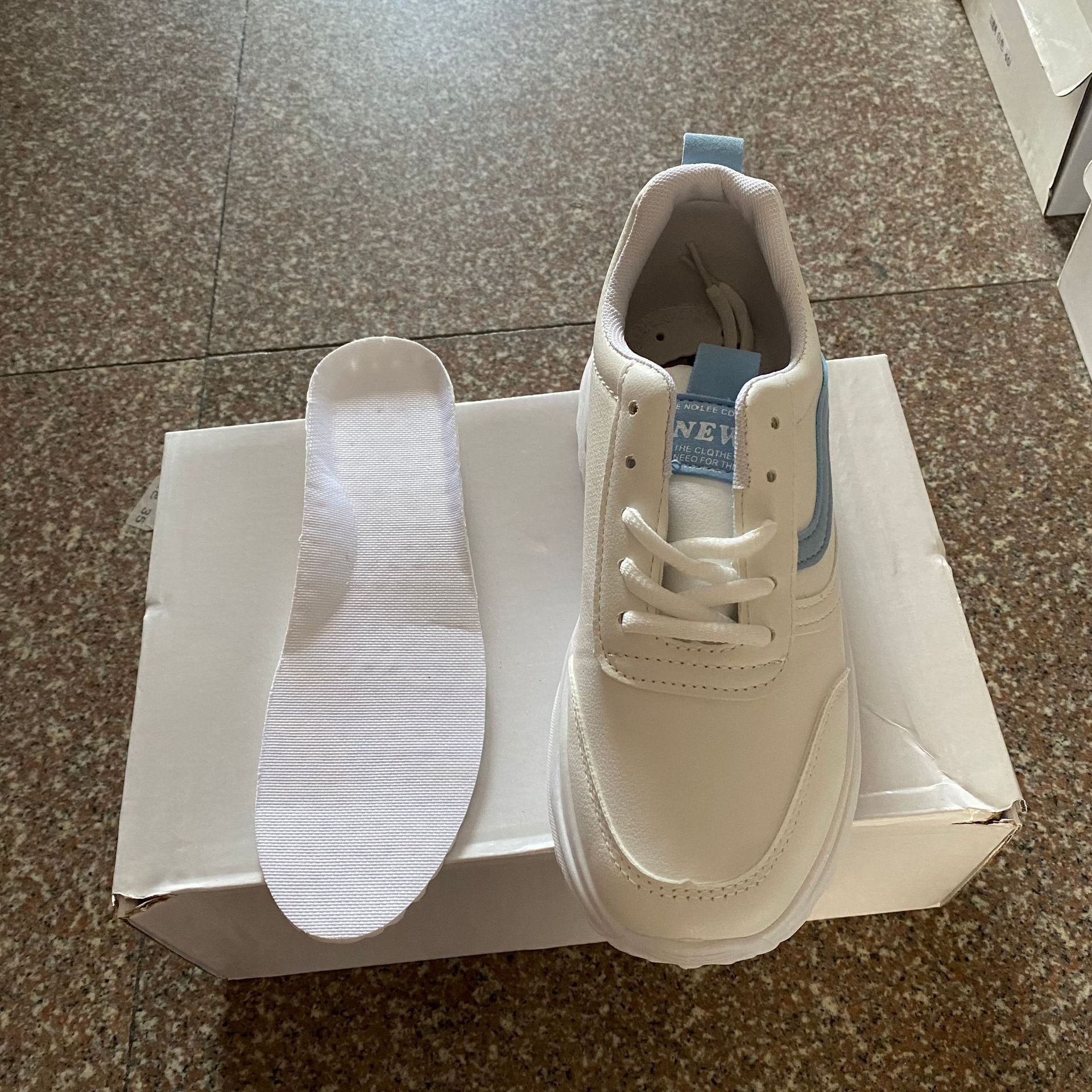 Chaussures en cuir Chaussures de tennis Baskets Semelle en caoutchouc Mesh Chaussures légères_voghion.com