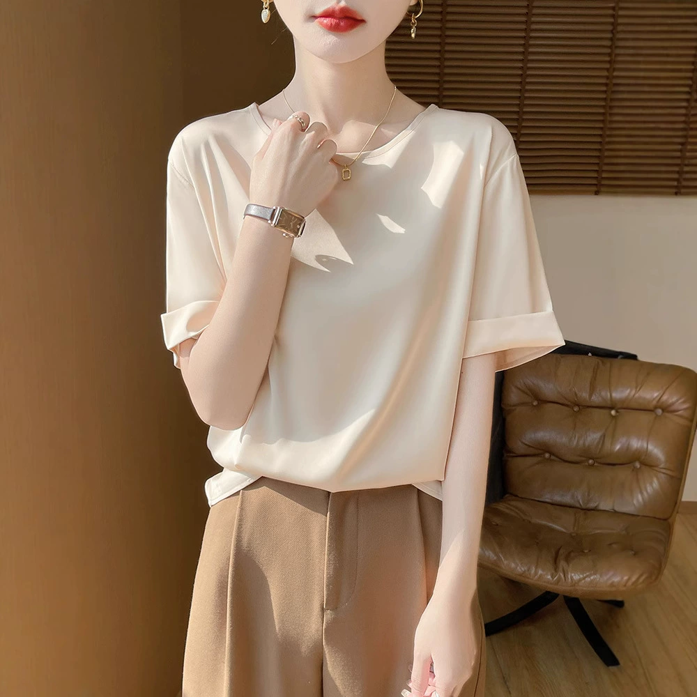 Шелковистый атлас с круглым вырезом с короткими рукавами женский весенний и летний новый свободный дикий стек футболка топ тонкий и дышащий полукрукавный прилив