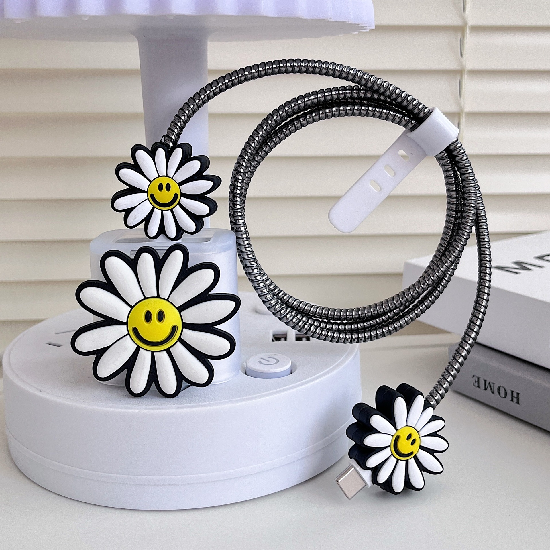 80g Weight Usb cable protection sleeve Classification PVC, Tpu Material Animal, Cartoon Pattern Cute Style Sunflower Iphone 20w Charger Data Cable Anti-break Protective Cover 5