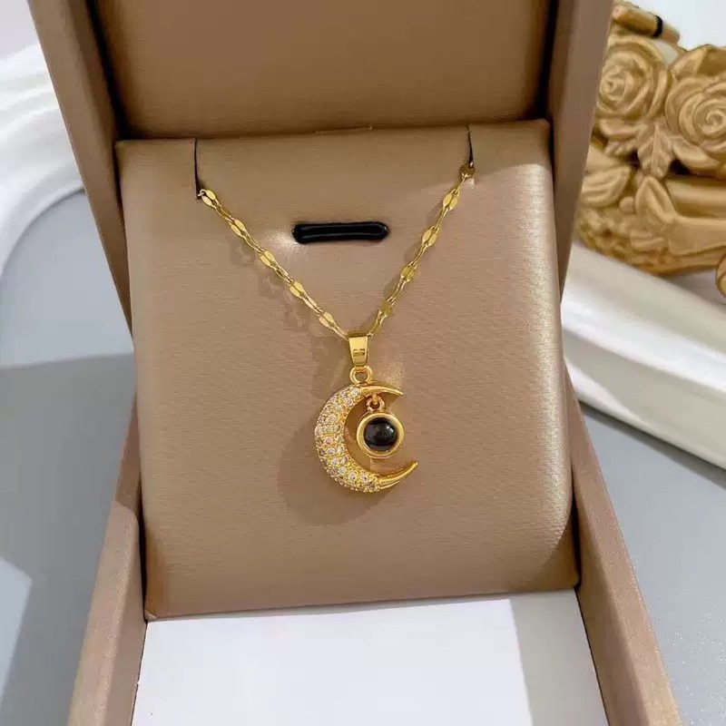 I Love You Moon Necklace Women's Accessible Luxury Niche Design Clavicle Chain 2025 New Hot Style Accessories