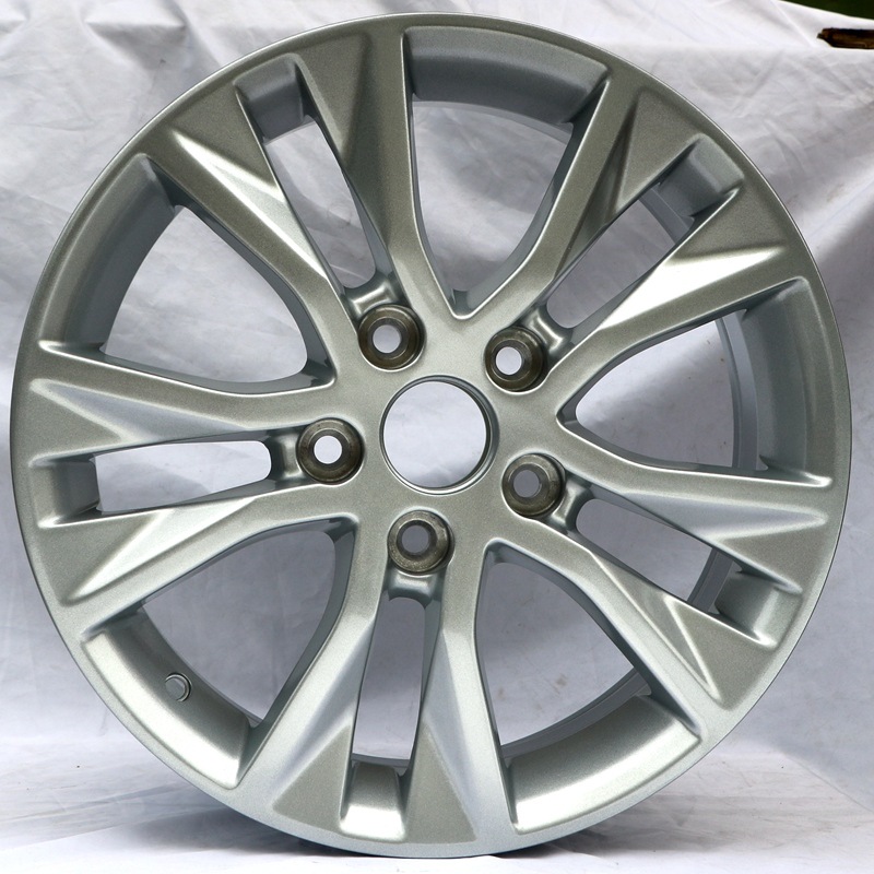Suitable for old Baojun 730 car wheel hub 16 inch 730 original style replacement aluminum alloy steel rim for spare tire