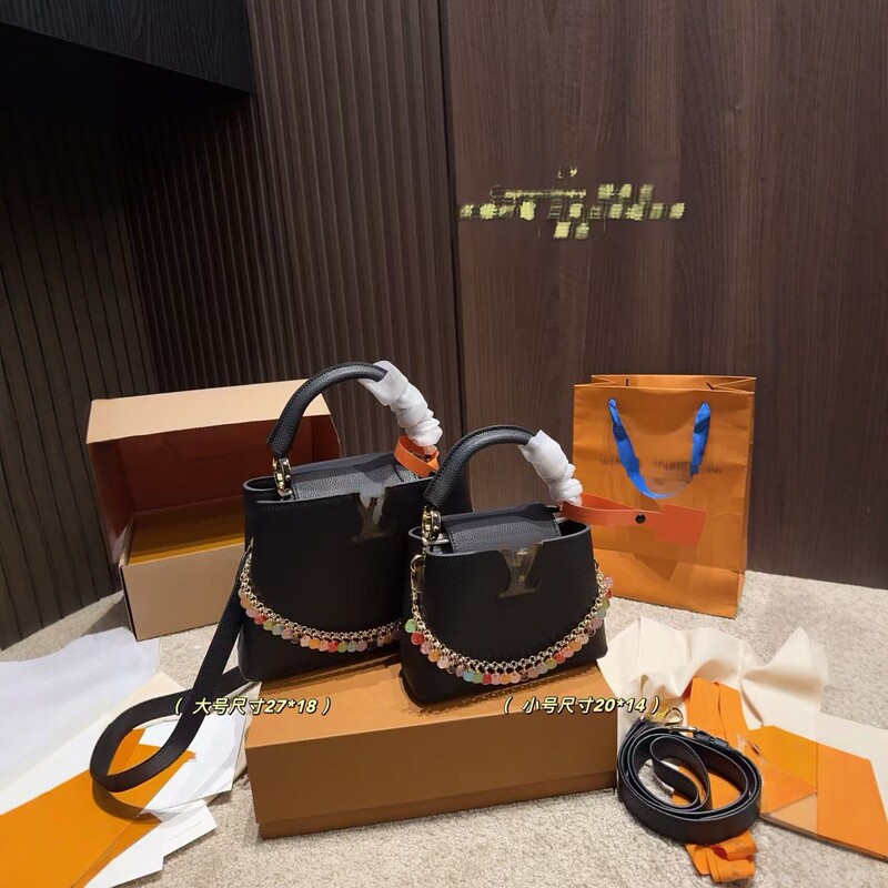 Lv New Capucines Chain Bag Handbag Crossbody Bag for Women, Fashionable Versatile Small Square Bag, Genuine Leather, Large Capacity